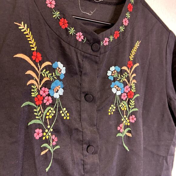 vintage embroidered blouse, top, Lily, button up shirt, embroidery - Picture 2 of 6